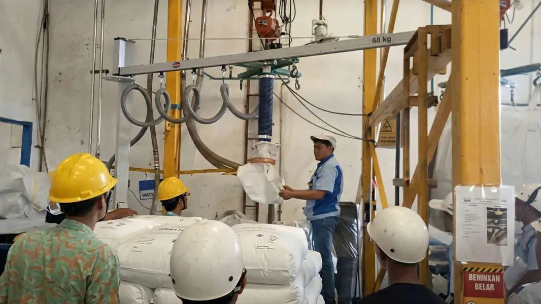 PT Inoac Polytechno Indonesia