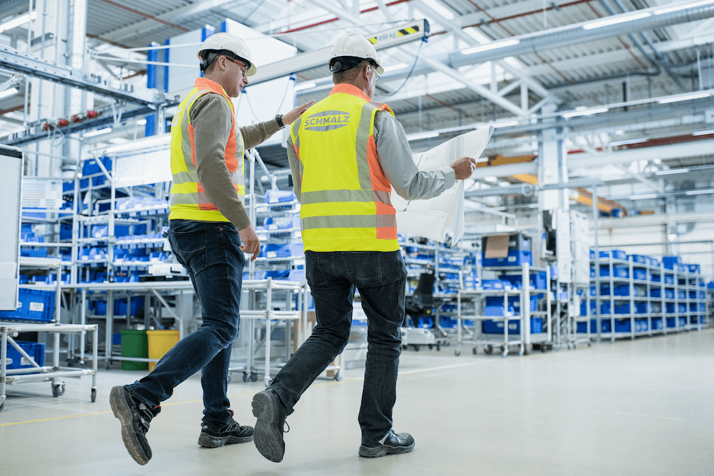 Mengenal Technical Engineer: Tugas, Peran, dan Bedanya dengan Teknisi